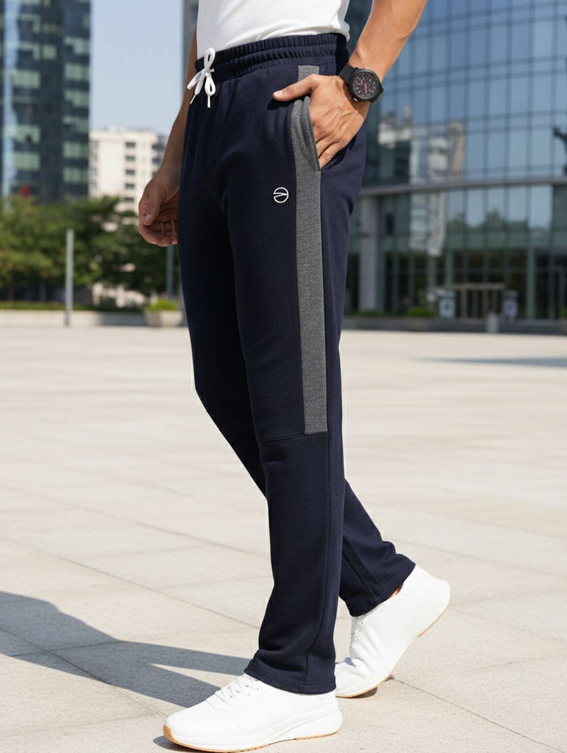 men side taped mid rise full length track pant