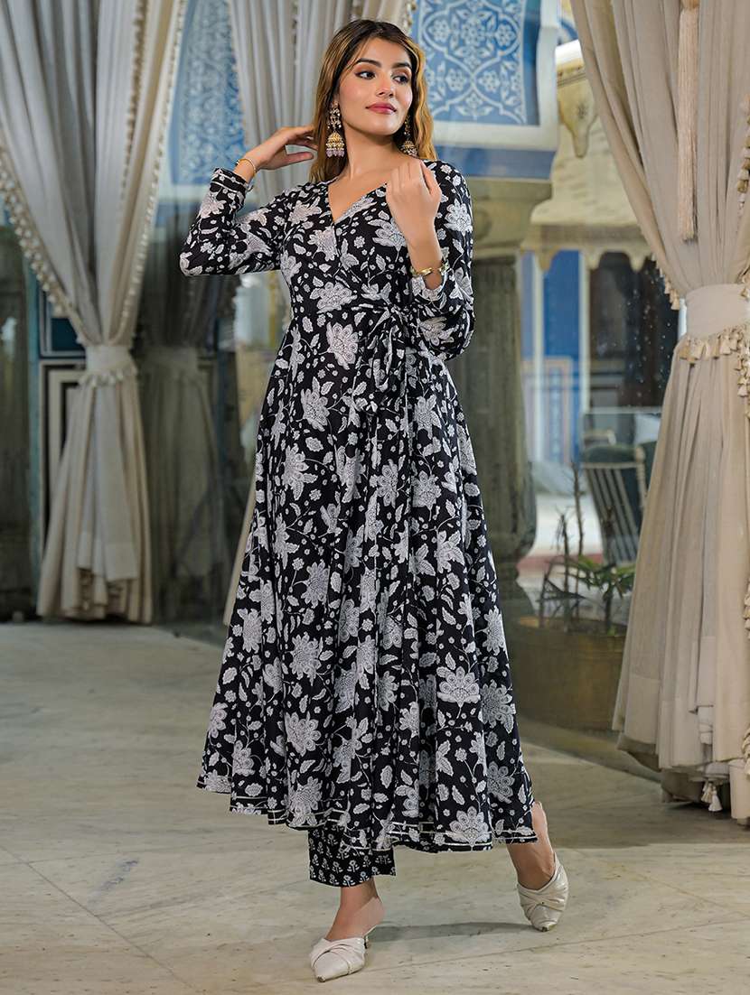 women floral printed long sleeve kurta pant set