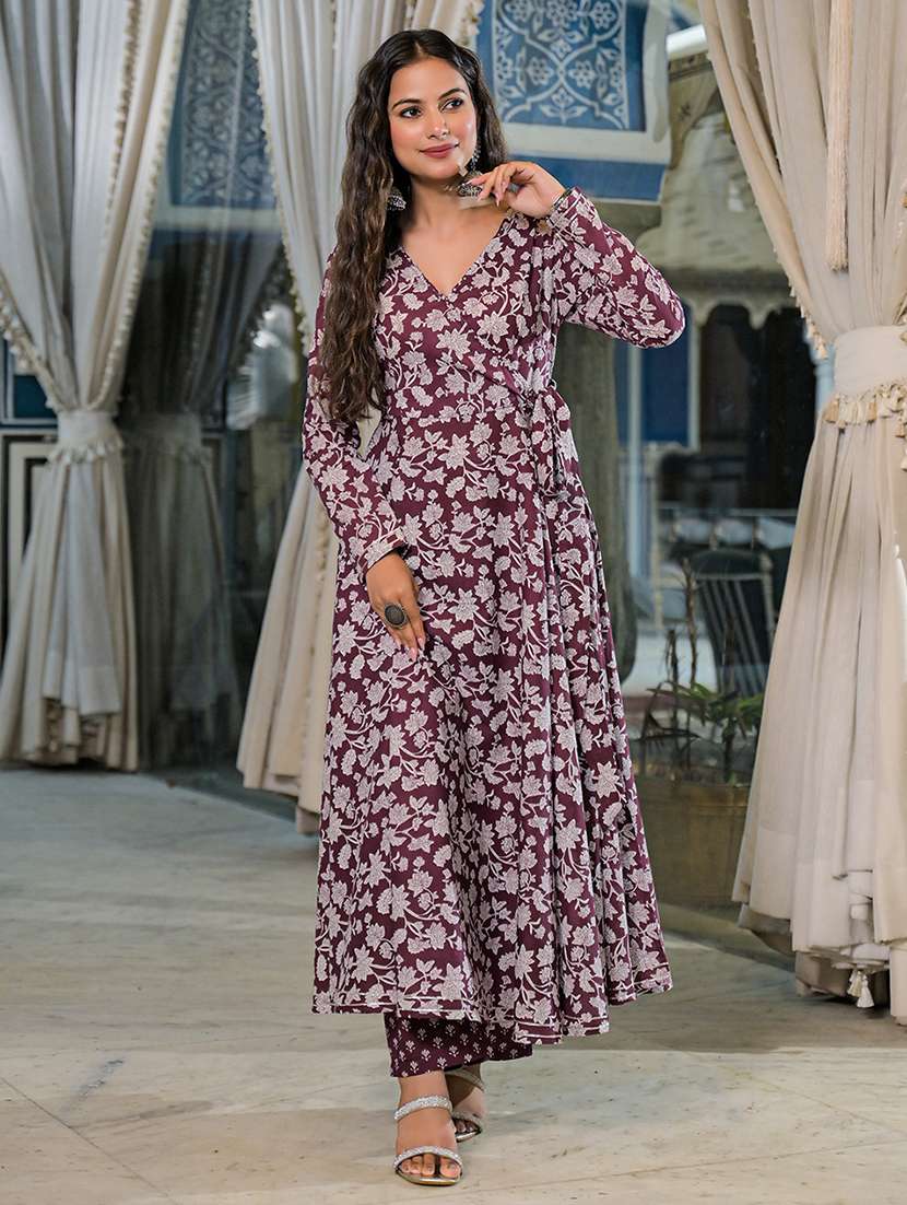 women floral printed long sleeve kurta pant set