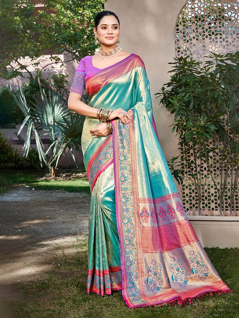 women self design kanjivaram saree with blouse - 22108078 -  Zoom Image - 0