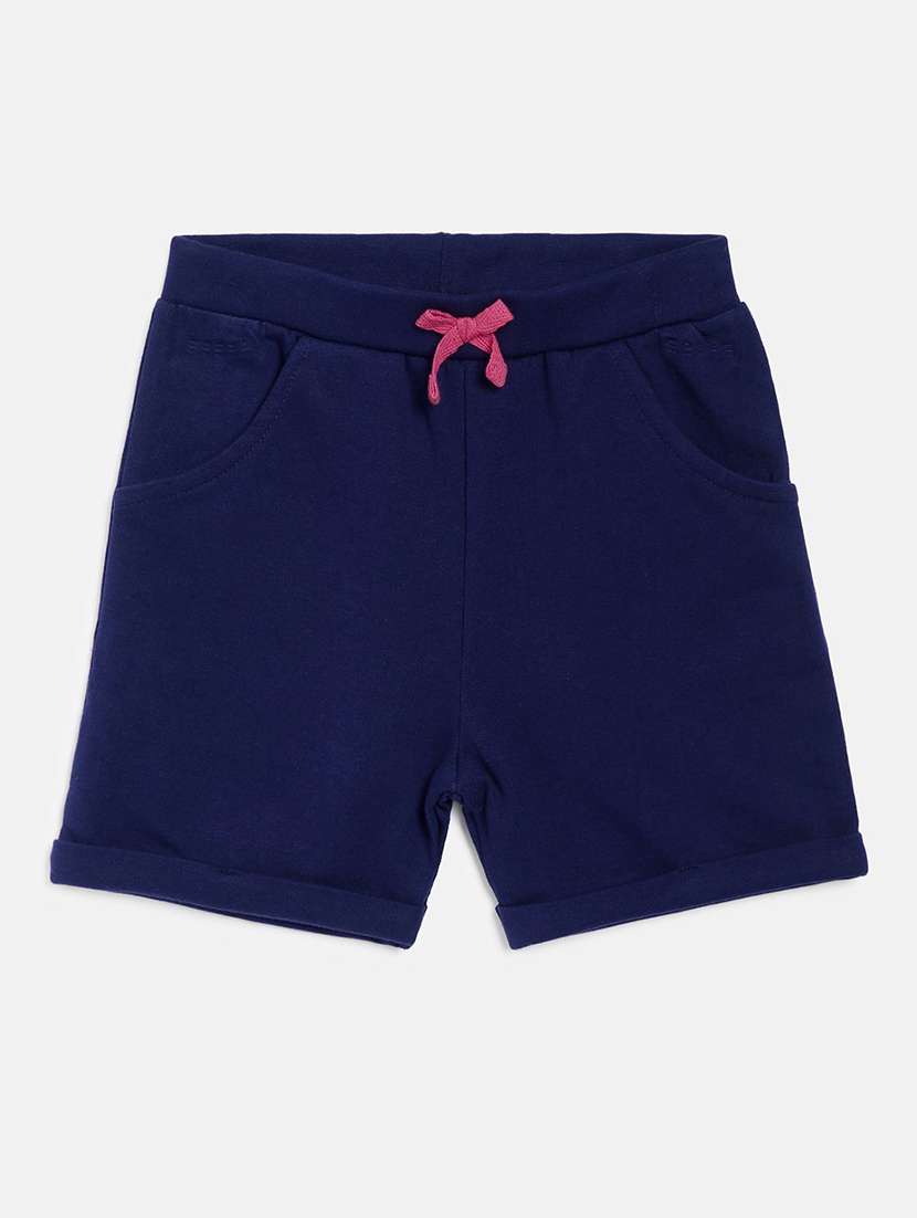 girls solid mid rise shorts