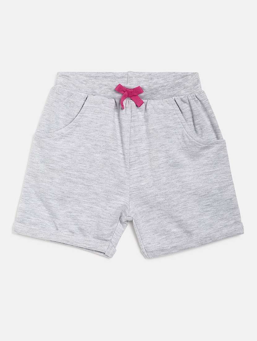 girls solid mid rise shorts