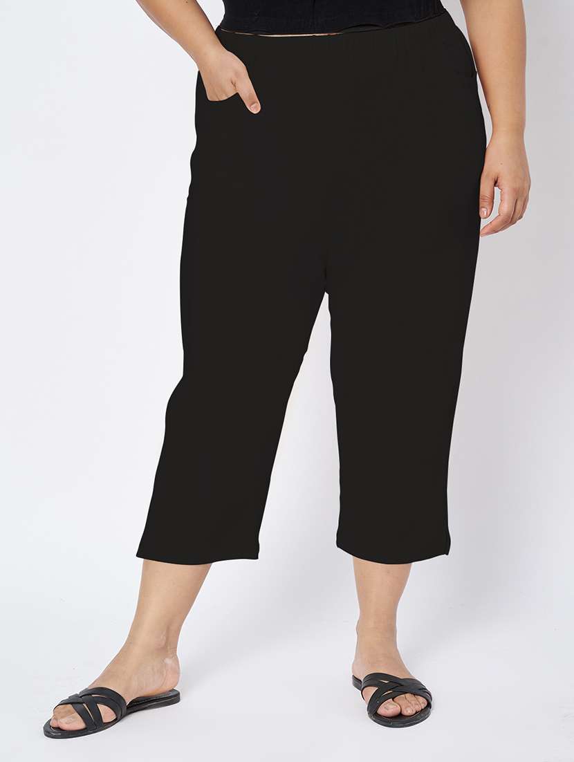 women plus size solid mid rise capri