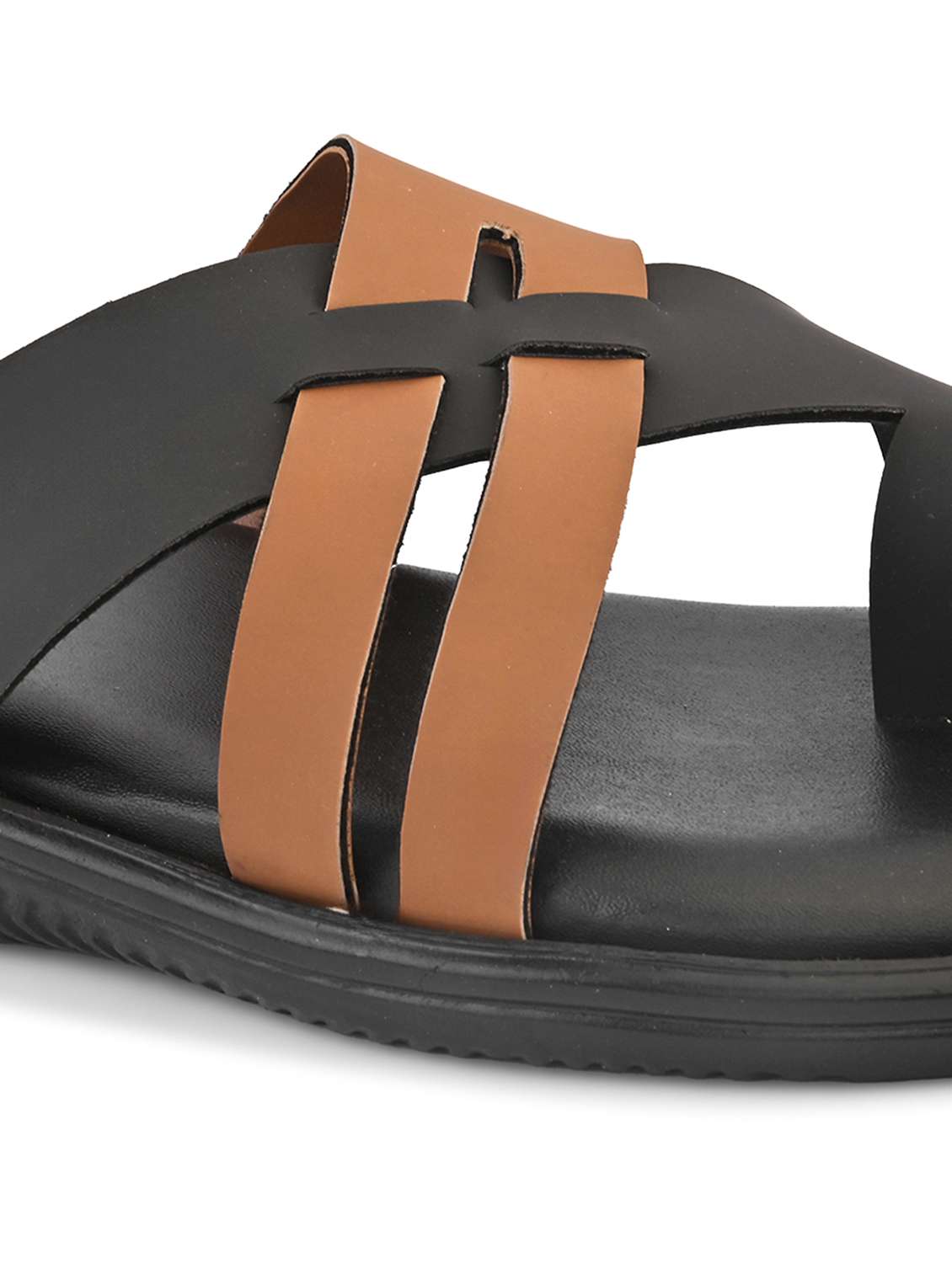 men color block one toe sandal - 22109480 -  Standard Image - 5