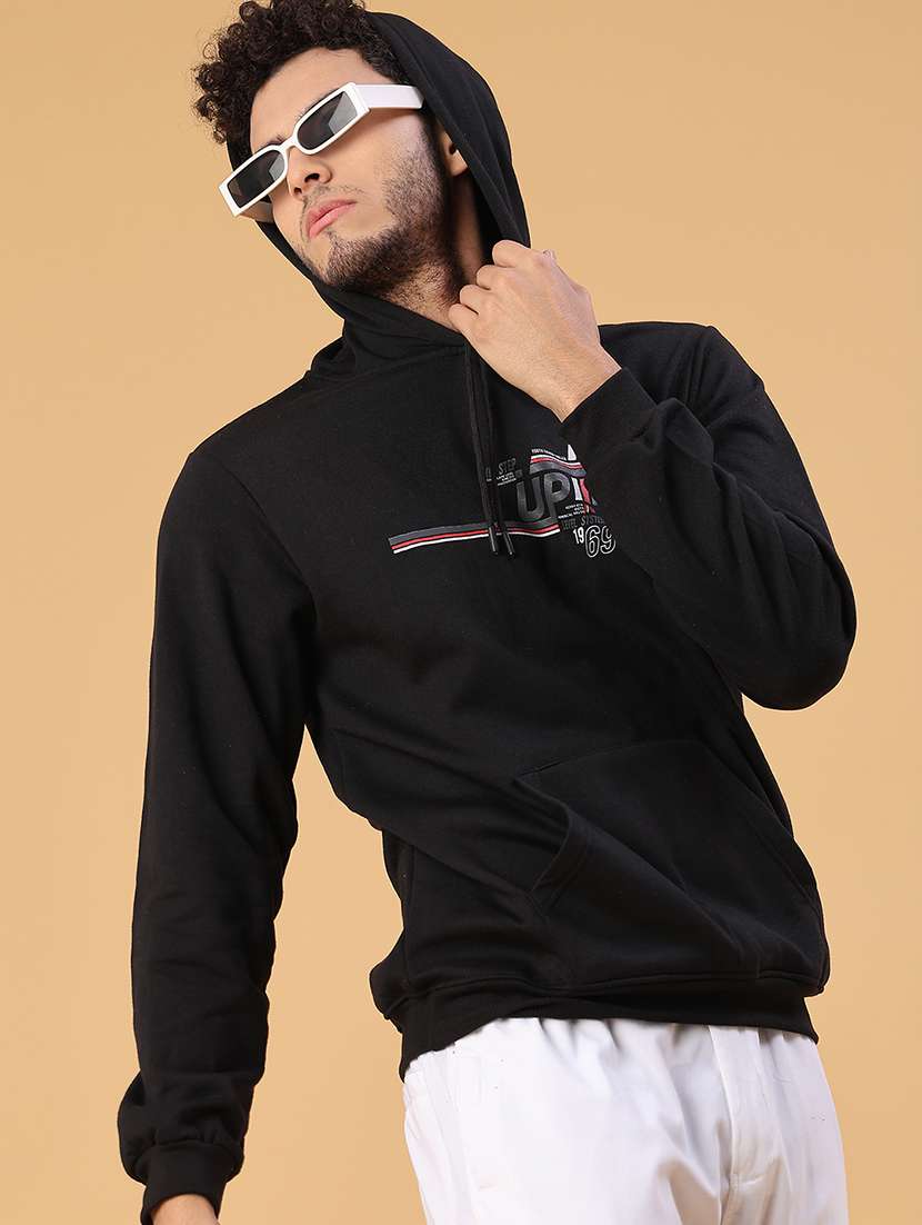 men printed long sleeve hooded sweatshirt