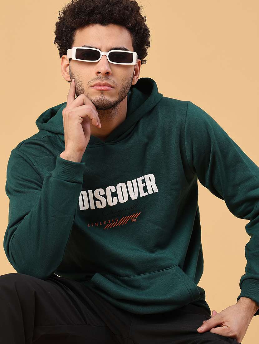 men printed long sleeve hooded sweatshirt