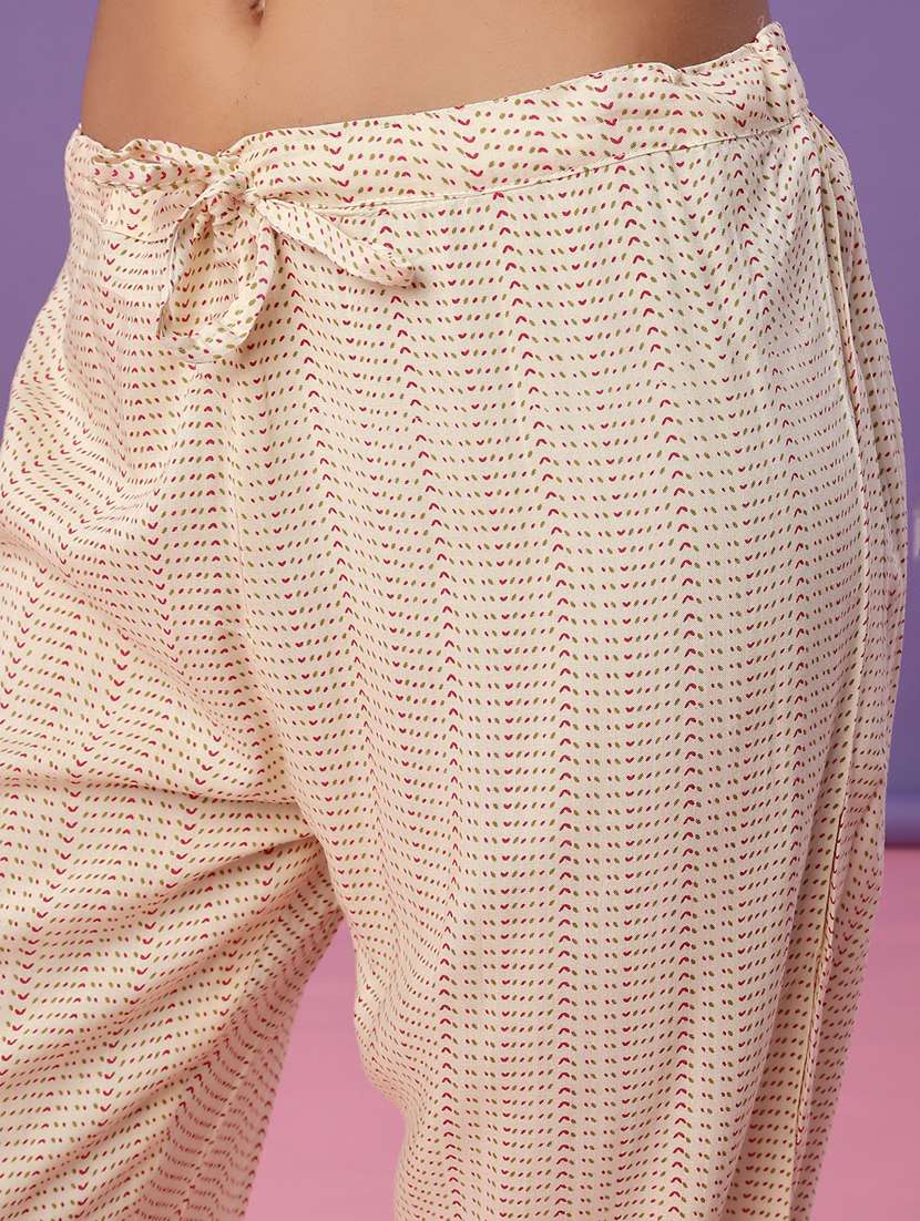 women printed three quarter sleeve kurta pant with dupatta set - 22110687 -  Standard Image - 5