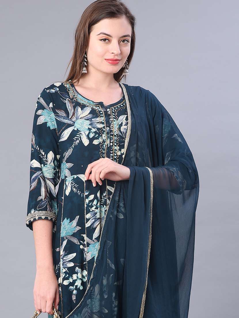 women floral printed three quarter sleeve kurta pant with dupatta set - 22110707 -  Standard Image - 3