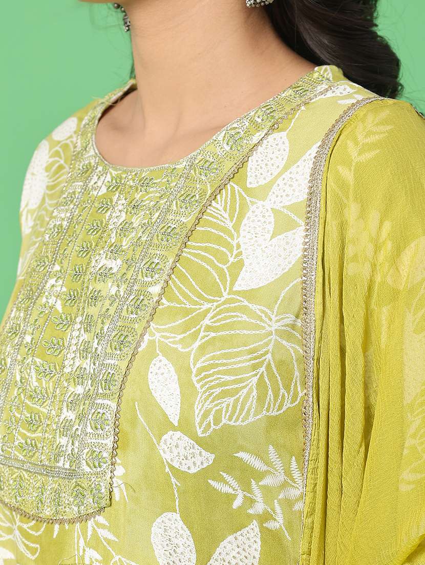 women printed three quarter sleeve kurta pant with dupatta set - 22110773 -  Standard Image - 5