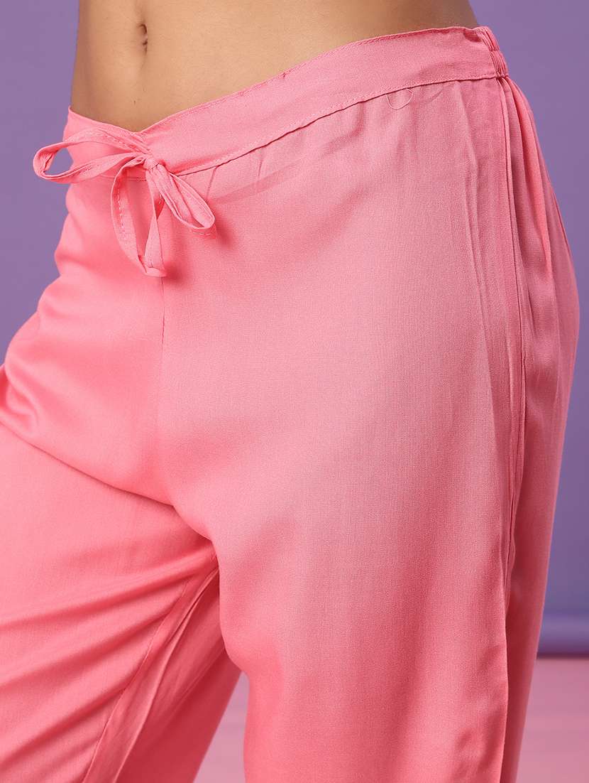 women ikat printed three quarter sleeve kurta pant with dupatta set - 22110774 -  Standard Image - 5