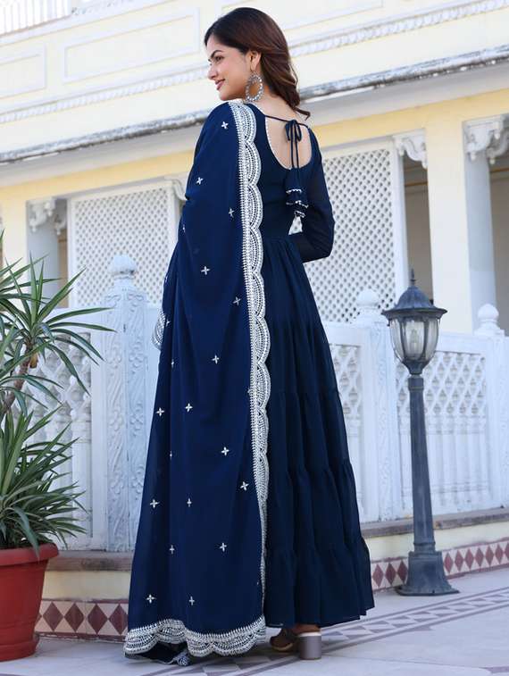 women solid long sleeve kurta dupatta set - 22112089 -  Standard Image - 3