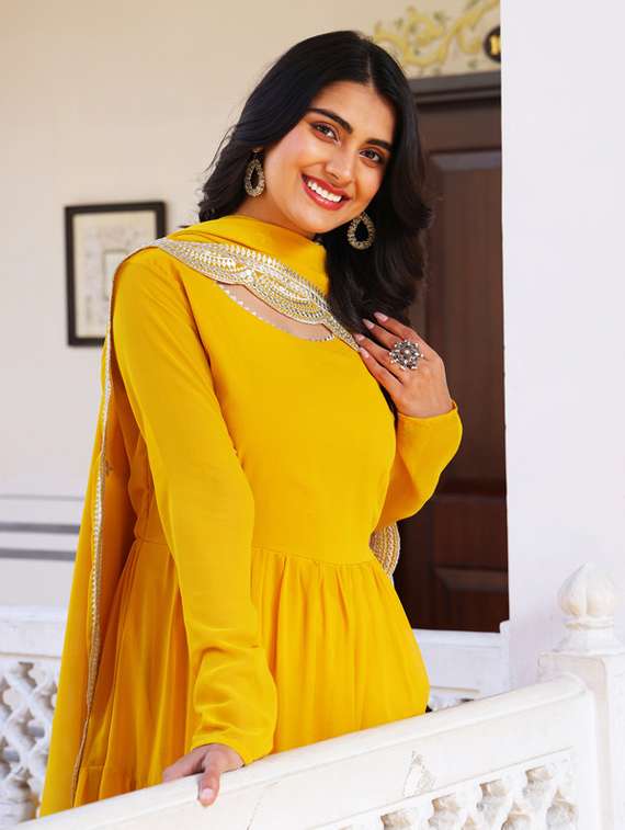 women solid long sleeve kurta dupatta set - 22112090 -  Standard Image - 5