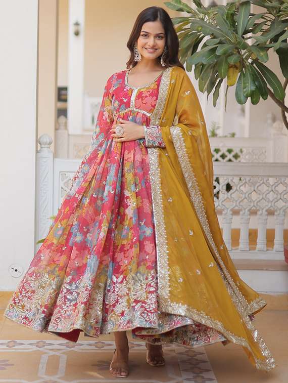 women floral long sleeve long sleeve kurta dupatta set