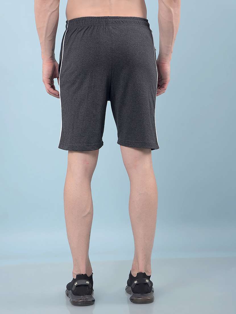 men solid mid rise regular fit bermuda shorts - 22112157 -  Standard Image - 3