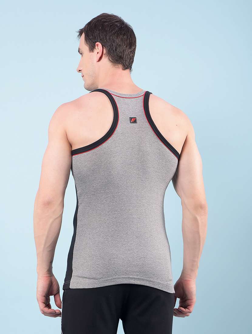 men pack of 5 color block sleeveless vest - 22112238 -  Standard Image - 3