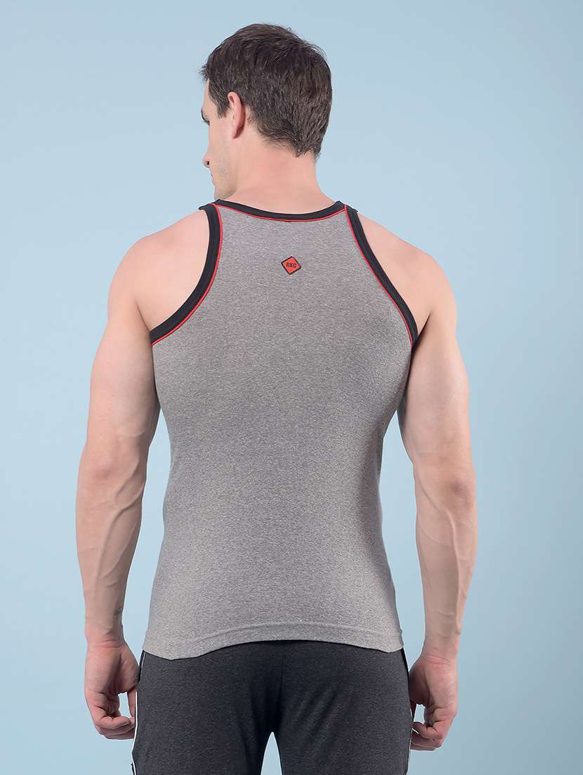 men pack of 3 solid sleeveless vest - 22112245 -  Standard Image - 3