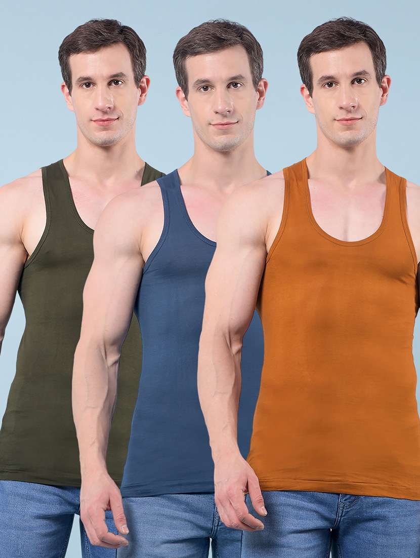 men pack of 3 solid sleeveless vest