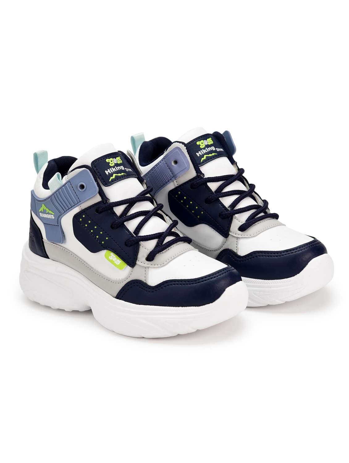 boys lace up sports shoe
