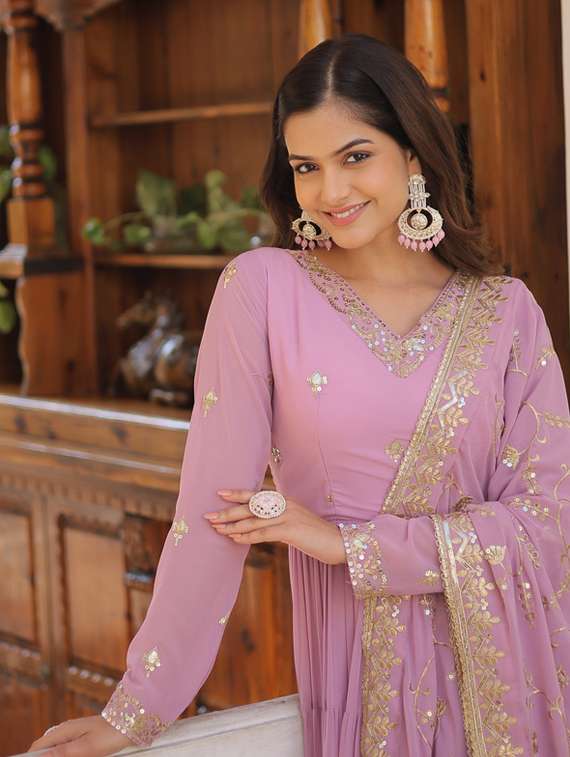 women solid with work long sleeve kurta dupatta set - 22112634 -  Standard Image - 3