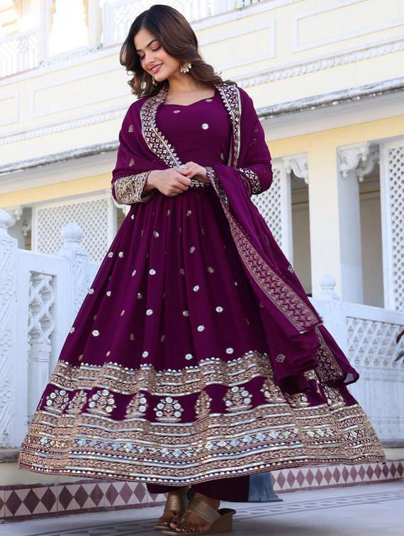 women solid with work long sleeve kurta dupatta set - 22112640 -  Standard Image - 3