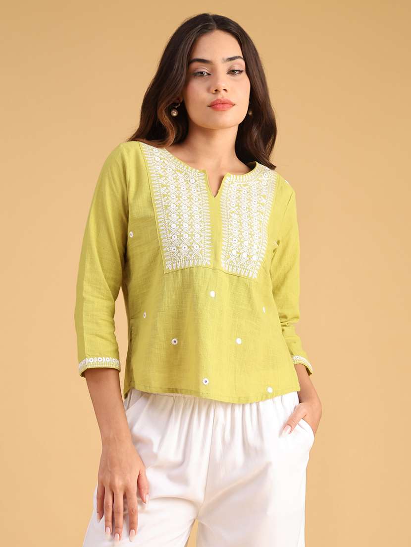 women solid with work notch neck top