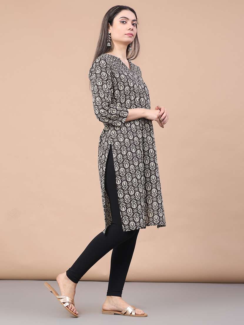 women printed three quarter sleeve straight kurta - 22130789 -  Standard Image - 5