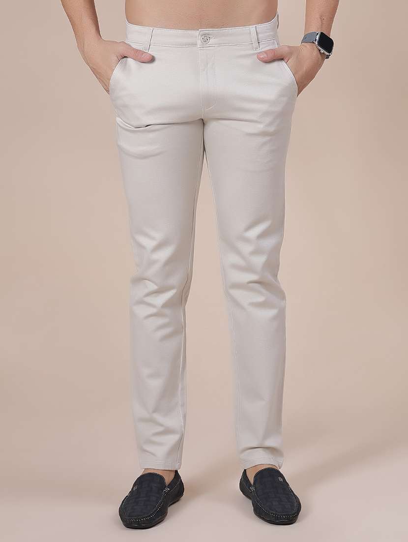 men solid mid rise chinos casual trouser