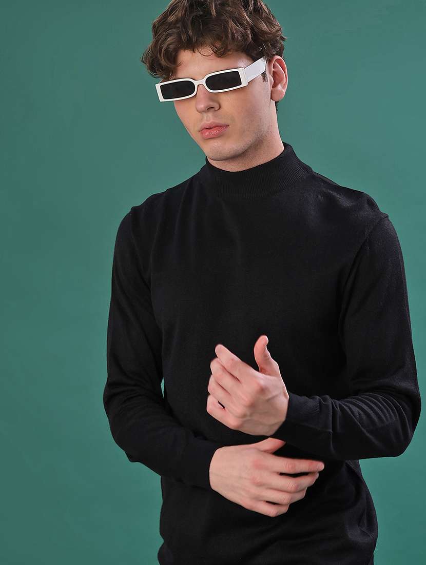 men solid long sleeve regular fit pullover