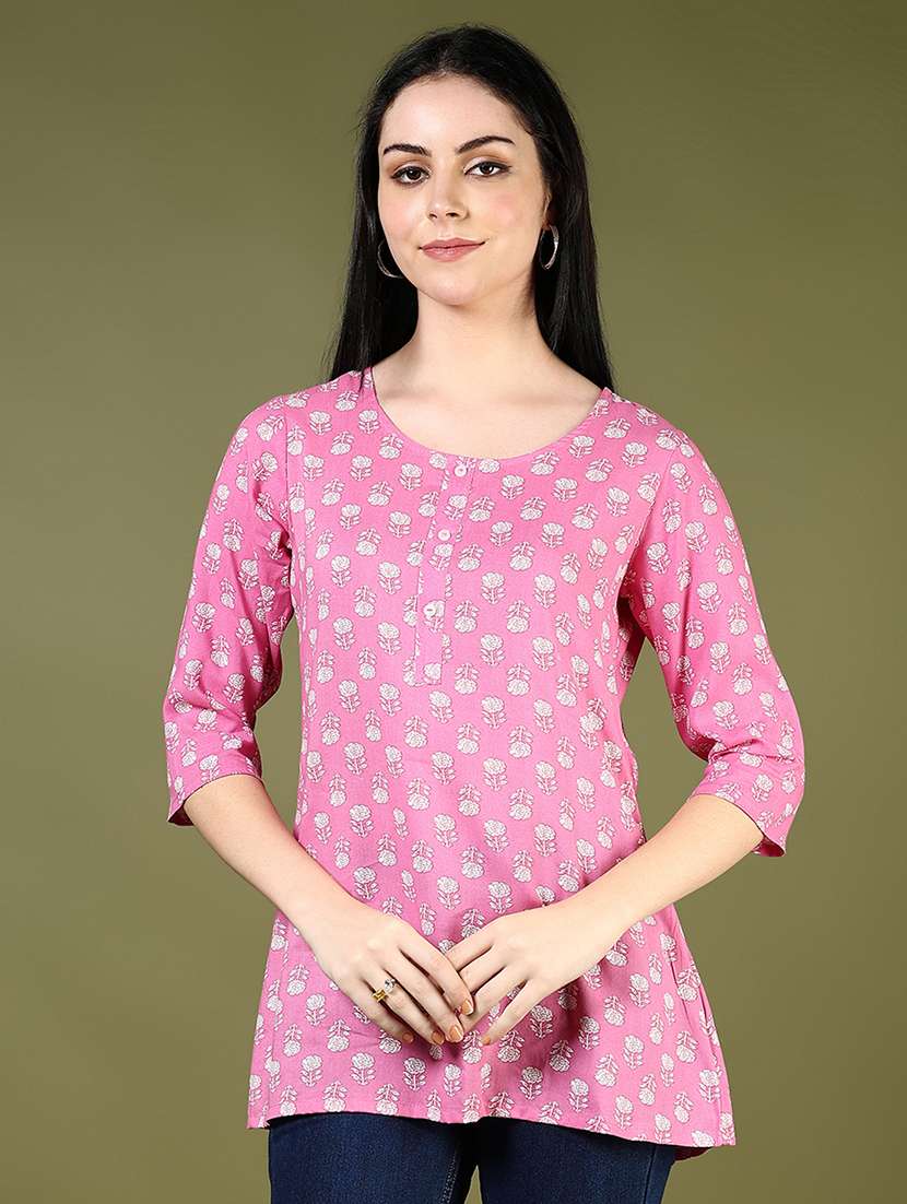 women floral printed three quarter sleeve straight kurti