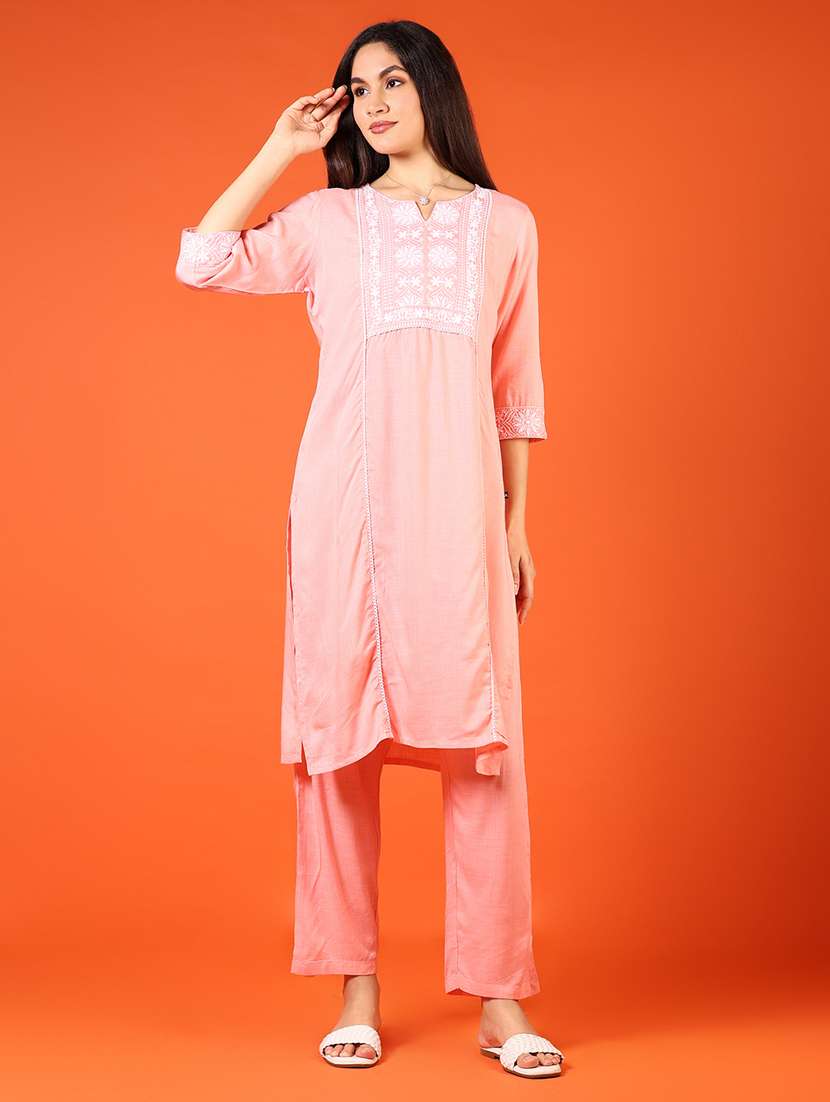 women three quarter sleeve kurta and pant set