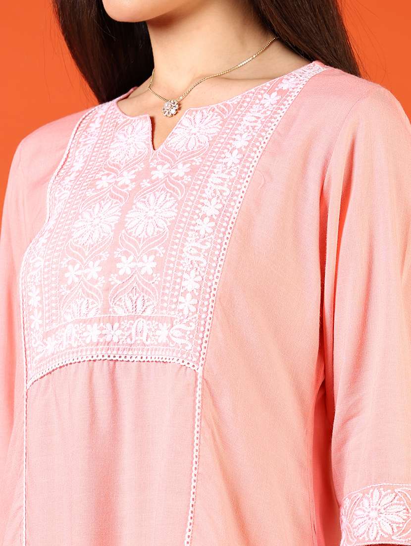 Women Three Quarter Sleeve Kurta And Pant Set - 22137044 -  Standard Image - 5