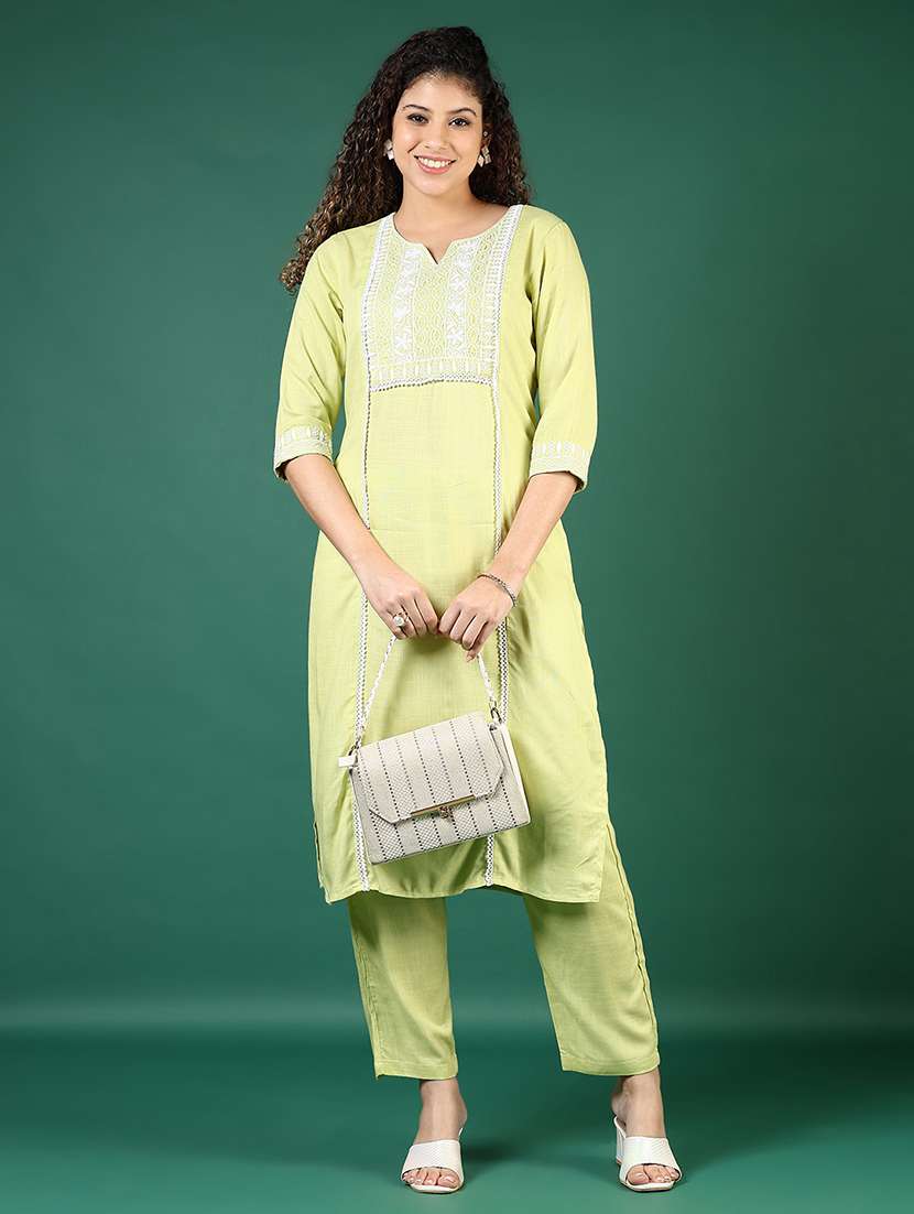 women embroidered three quarter sleeve kurta pant set