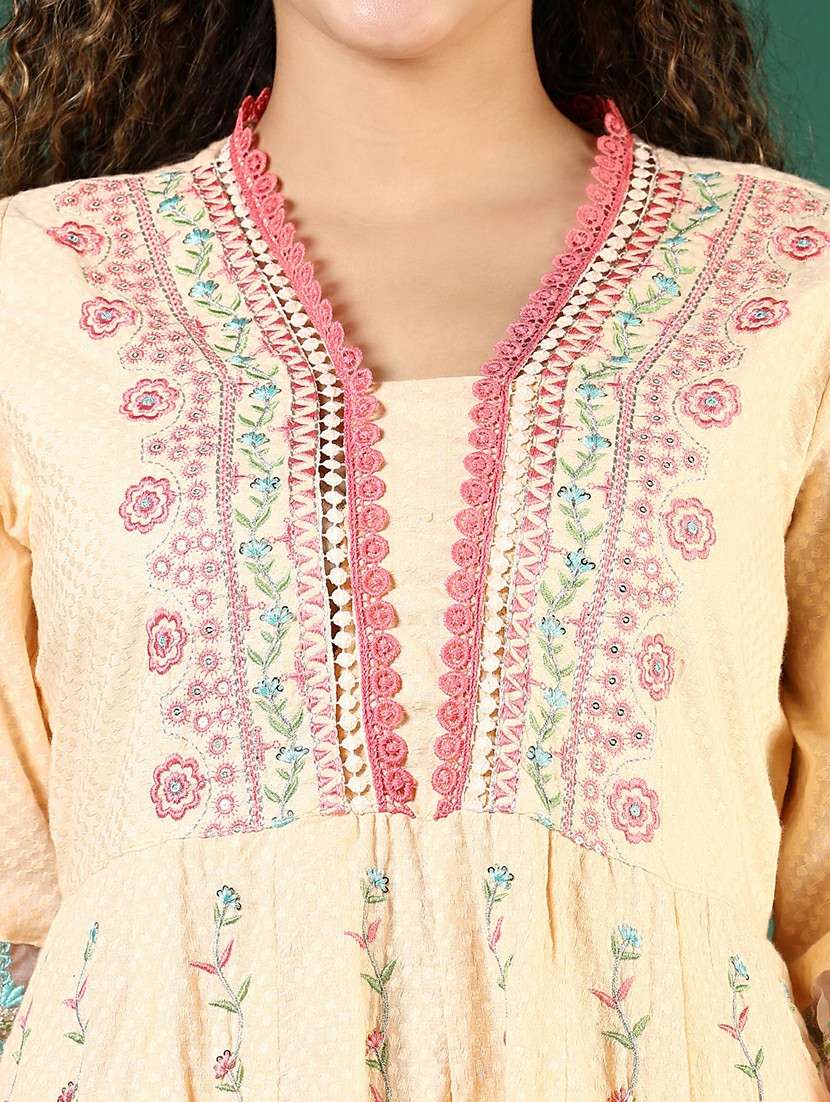 women embroidered three quarter sleeve anarkali kurta - 22137368 -  Standard Image - 5
