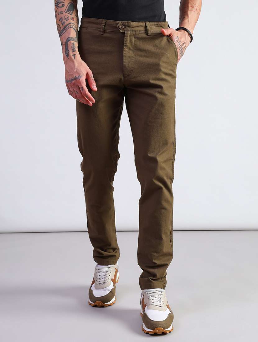 men solid mid rise regular fit casual trouser