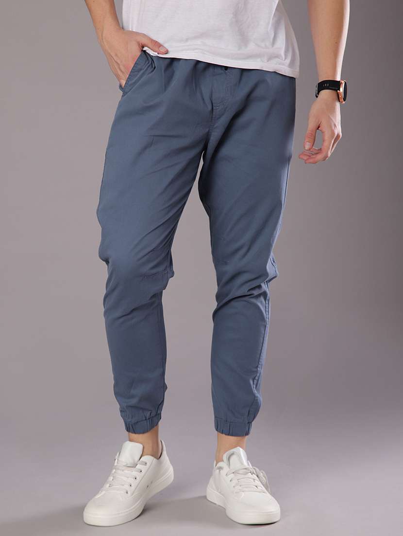 men solid mid rise regular fit jogger