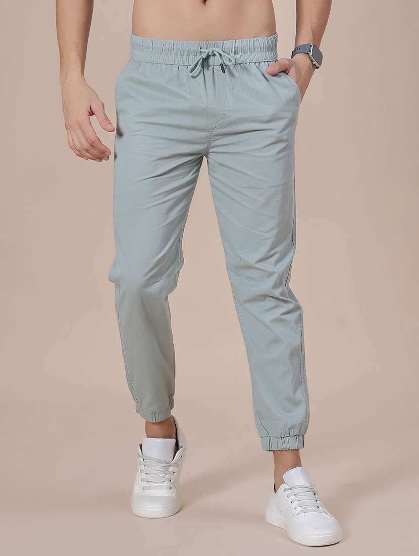 men solid mid rise regular fit jogger
