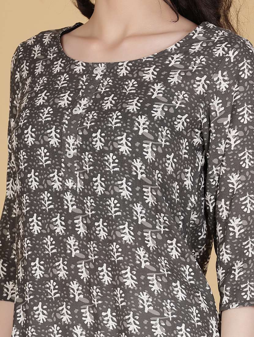 women printed three quarter sleeve straight kurta - 22138334 -  Standard Image - 5