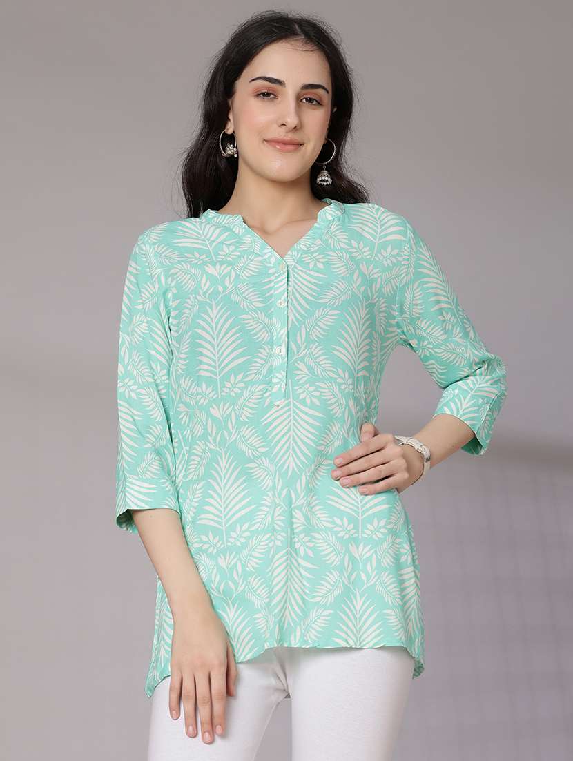 women printed three quarter sleeve straight kurti