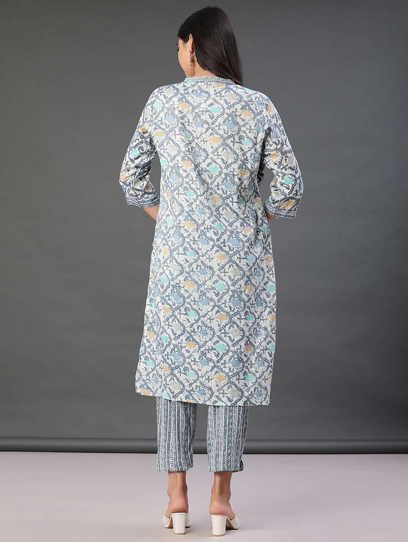 women printed three quarter sleeve kurta and pant set - 22139030 -  Standard Image - 3