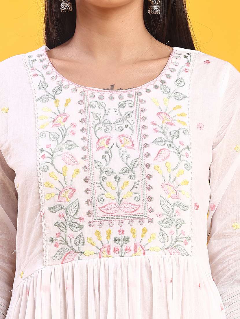 women solid with work three quarter sleeve a-line kurta - 22139507 -  Standard Image - 5