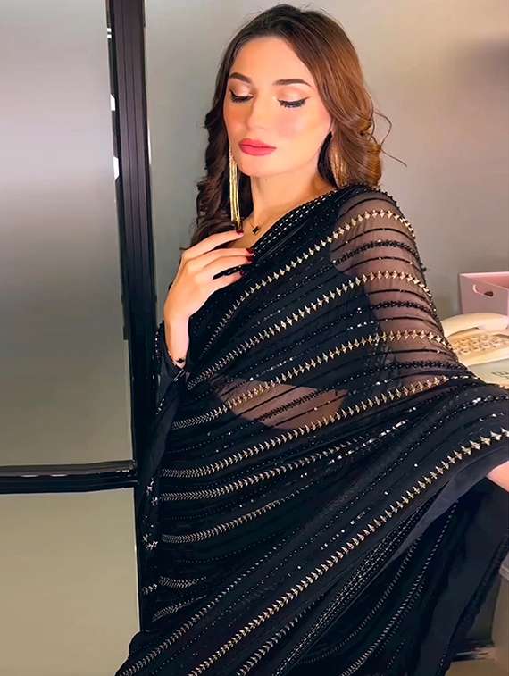 women black embroidered saree with blouse - 22140049 -  Standard Image - 3