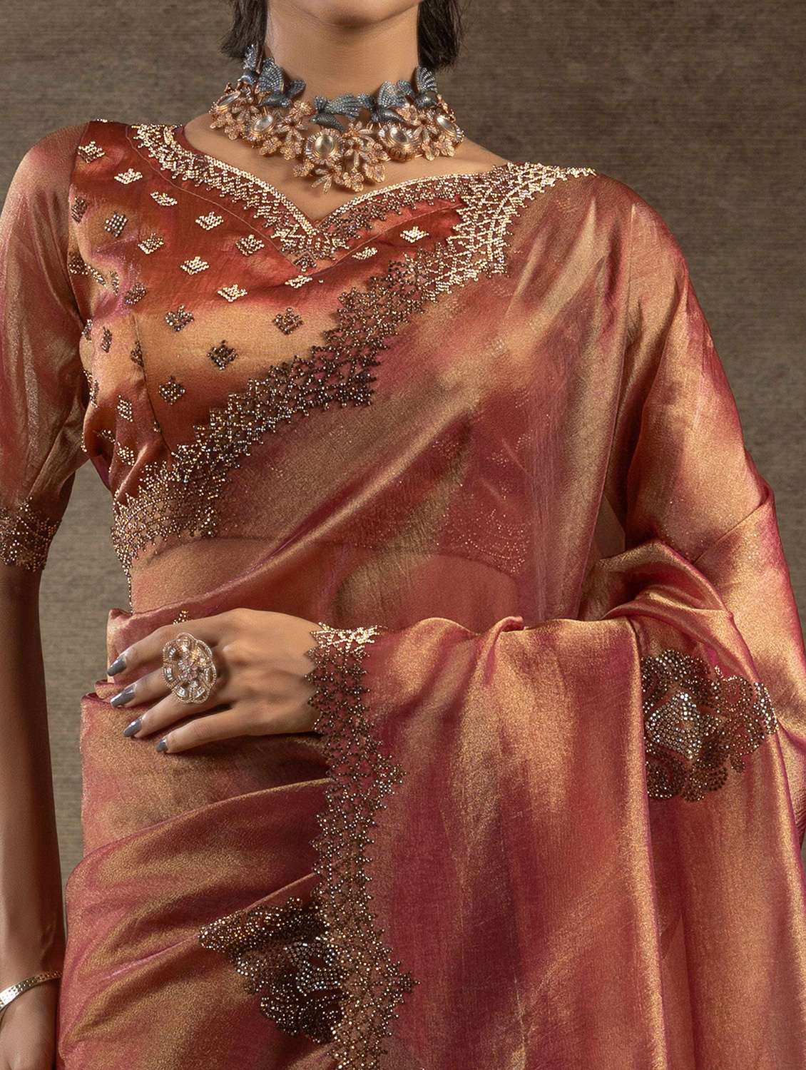 women solid with work embellished saree with blouse - 22140176 - Standard Image - 5