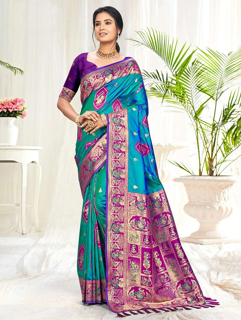 women self design banarasi saree with blouse - 22140211 -  Zoom Image - 0