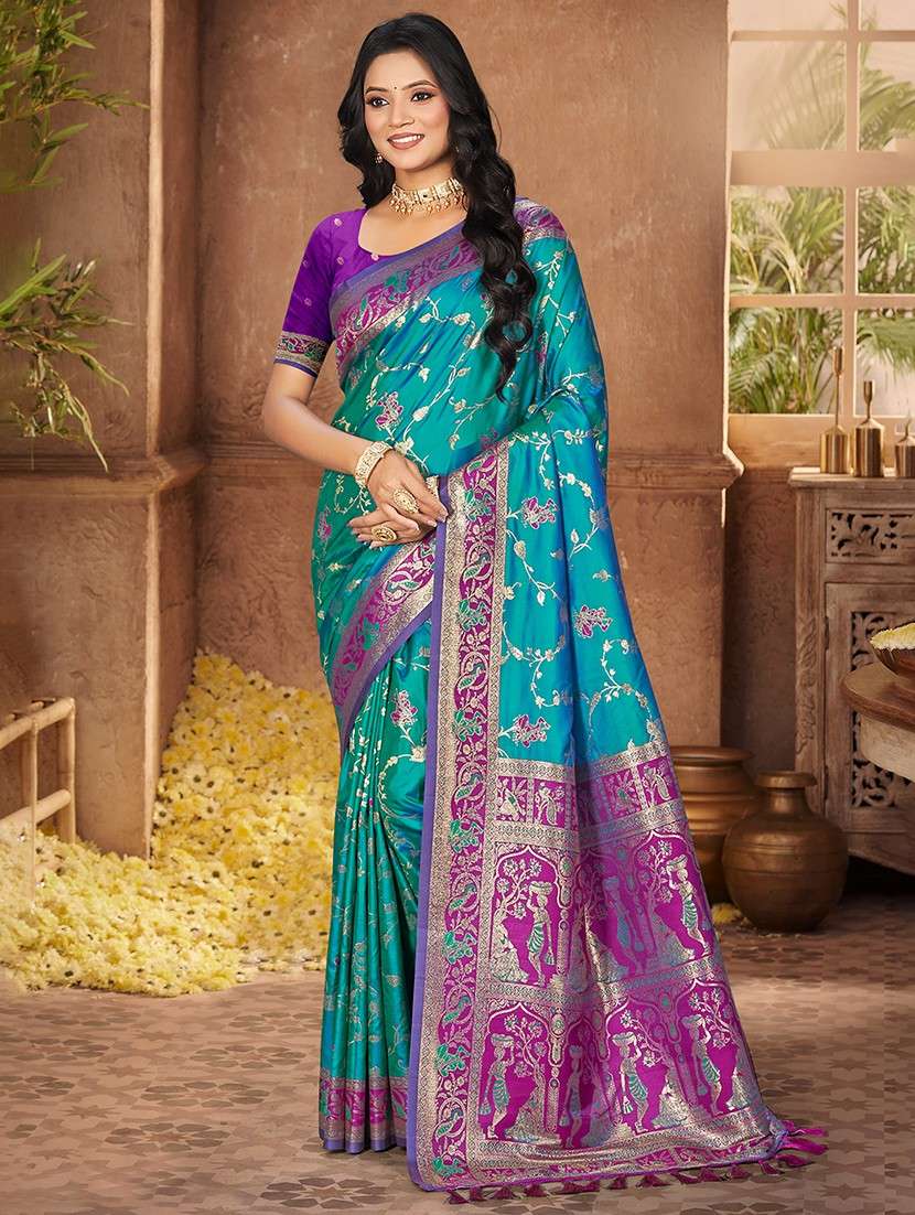 women self design banarasi saree with blouse