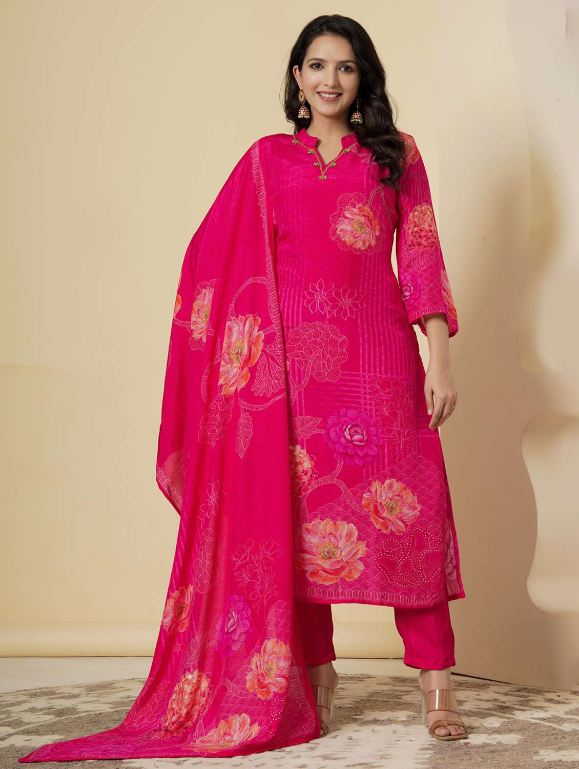 women floral three quarter sleeve kurta pant with dupatta set - 22140244 - Zoom Image - 0
