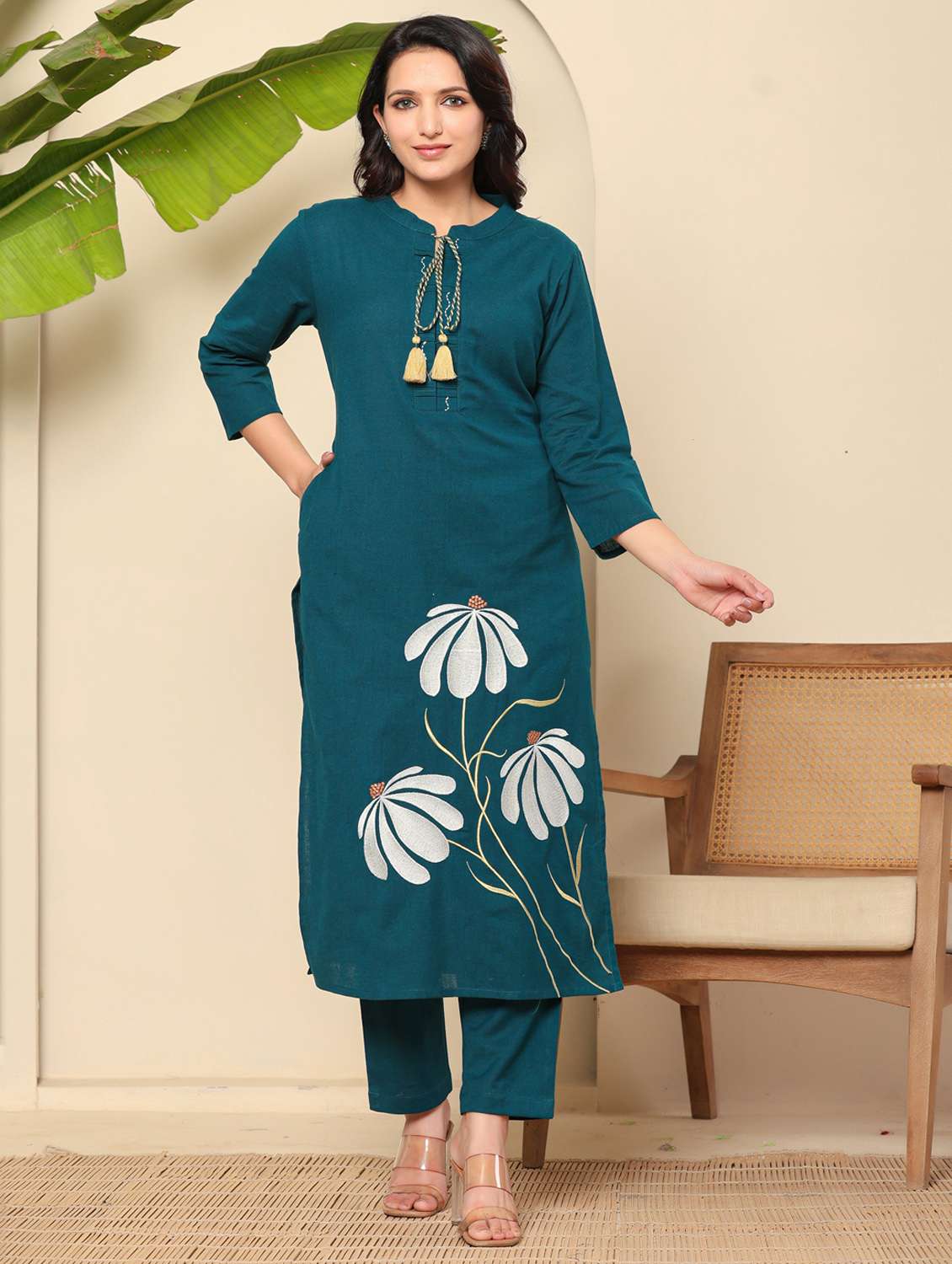 women floral three quarter sleeve kurta pant set - 22140256 - Standard Image - 3