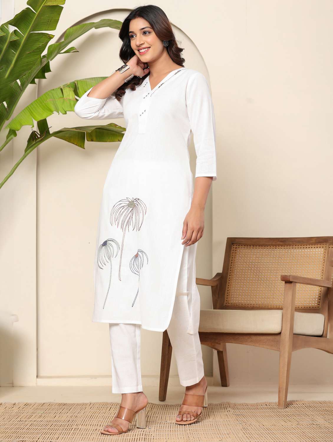 women floral three quarter sleeve kurta pant set - 22140258 - Standard Image - 3