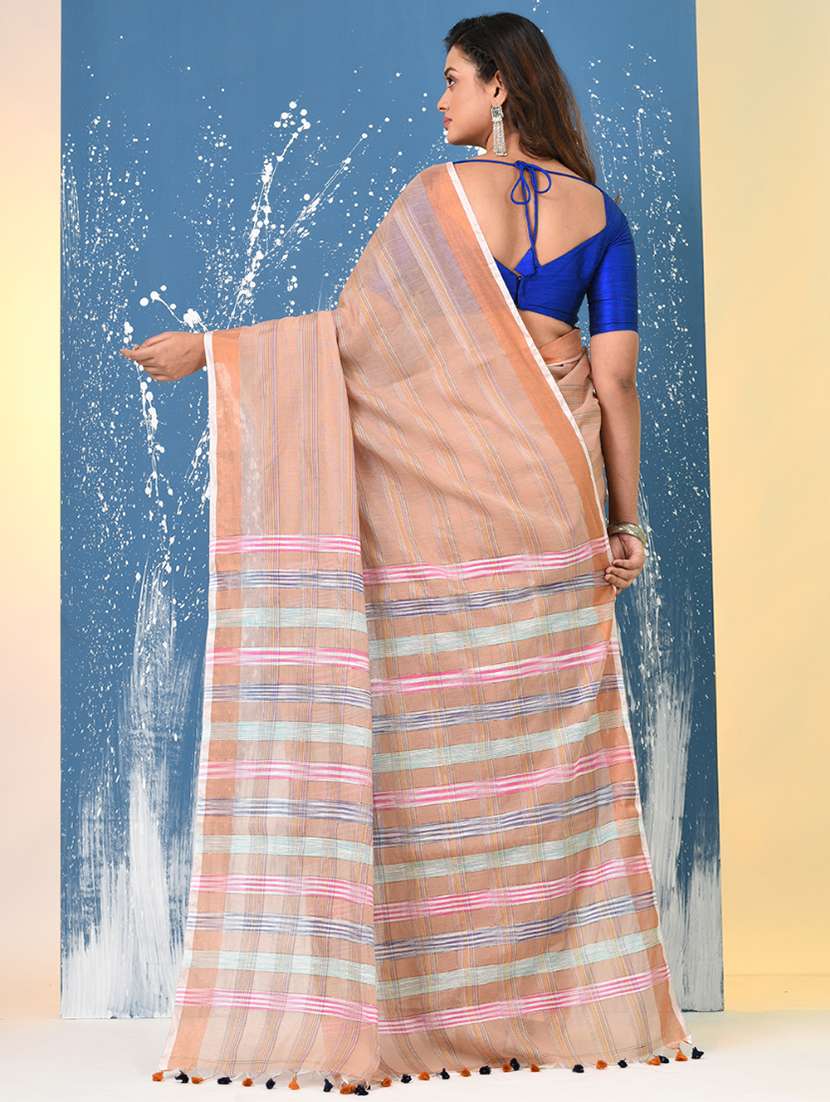 women self design handloom saree with blouse - 22140279 -  Standard Image - 3