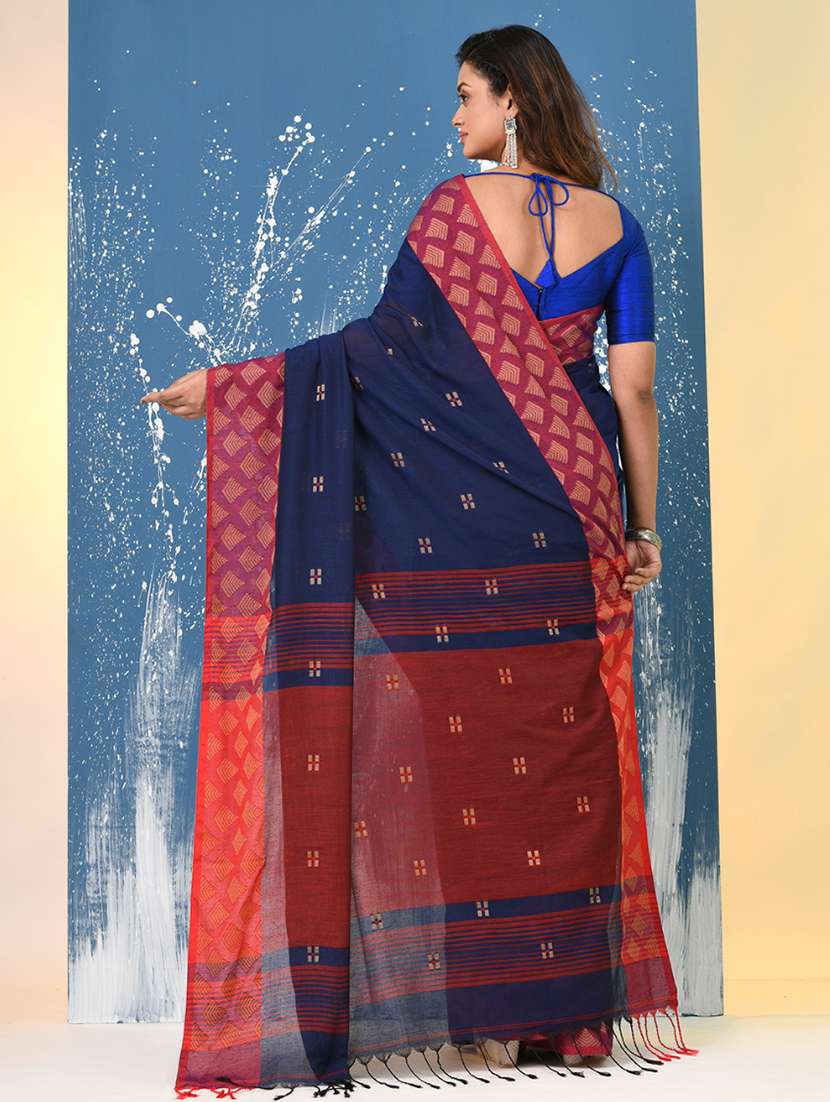 women self design handloom saree with blouse - 22140286 -  Standard Image - 3