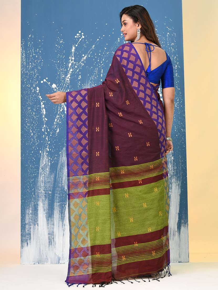 women self design handloom saree with blouse - 22140287 -  Standard Image - 3